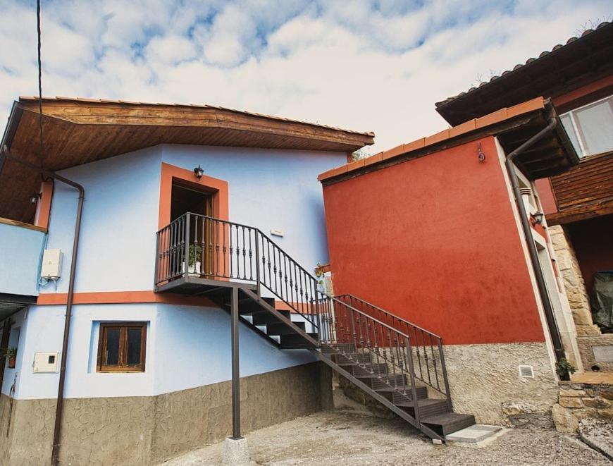La Besnada Apartment Cangas de Onis Ngoại thất bức ảnh